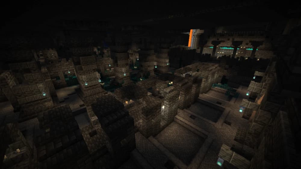 An ancient city in Minecraft
